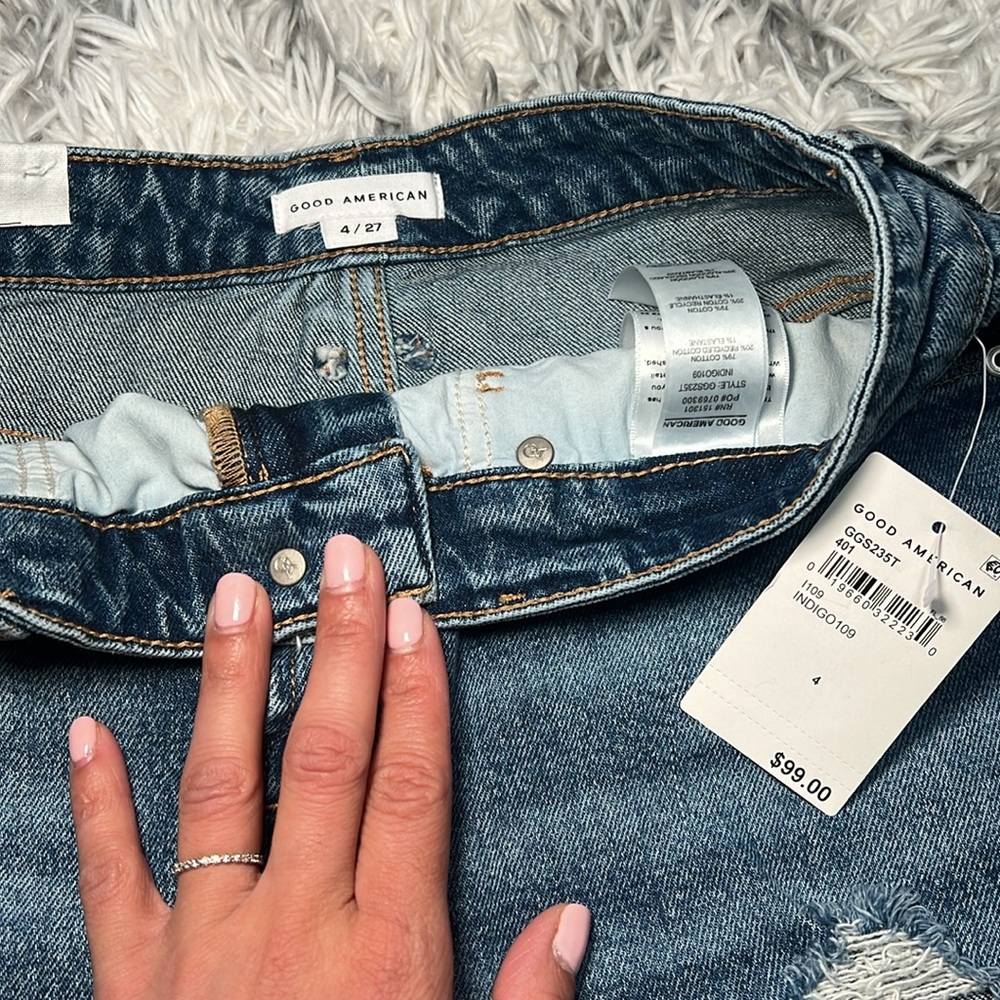 Good American Shorts - Picture 4 of 6